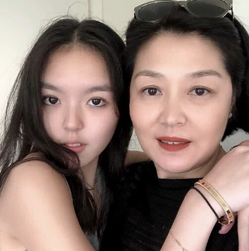 暖心女儿李霞的最新动态，光芒照亮人心